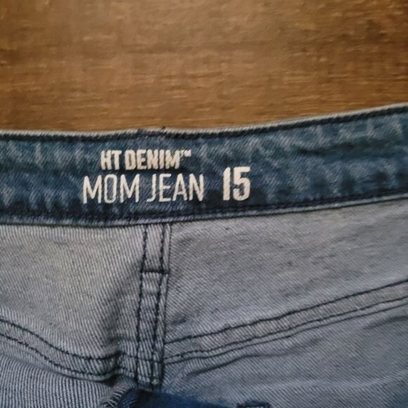 Hot topic Denim Jeans plus size 2X Mom Jeans holes destroyed - Picture 6 of 6